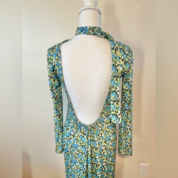 Zara Blogger Fave Green Floral High Neck Cut Out Open Back Fitted Midi Dress - Picture 8 of 11